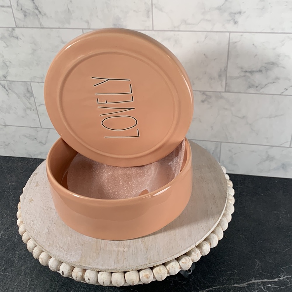 Rae Dunn LOVELY canister with lid